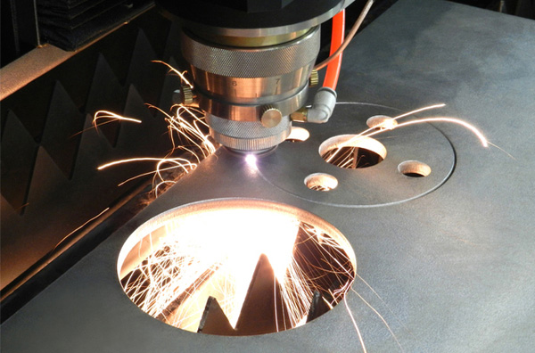 三維五軸激光切割技術(shù)及應(yīng)用發(fā)展趨勢